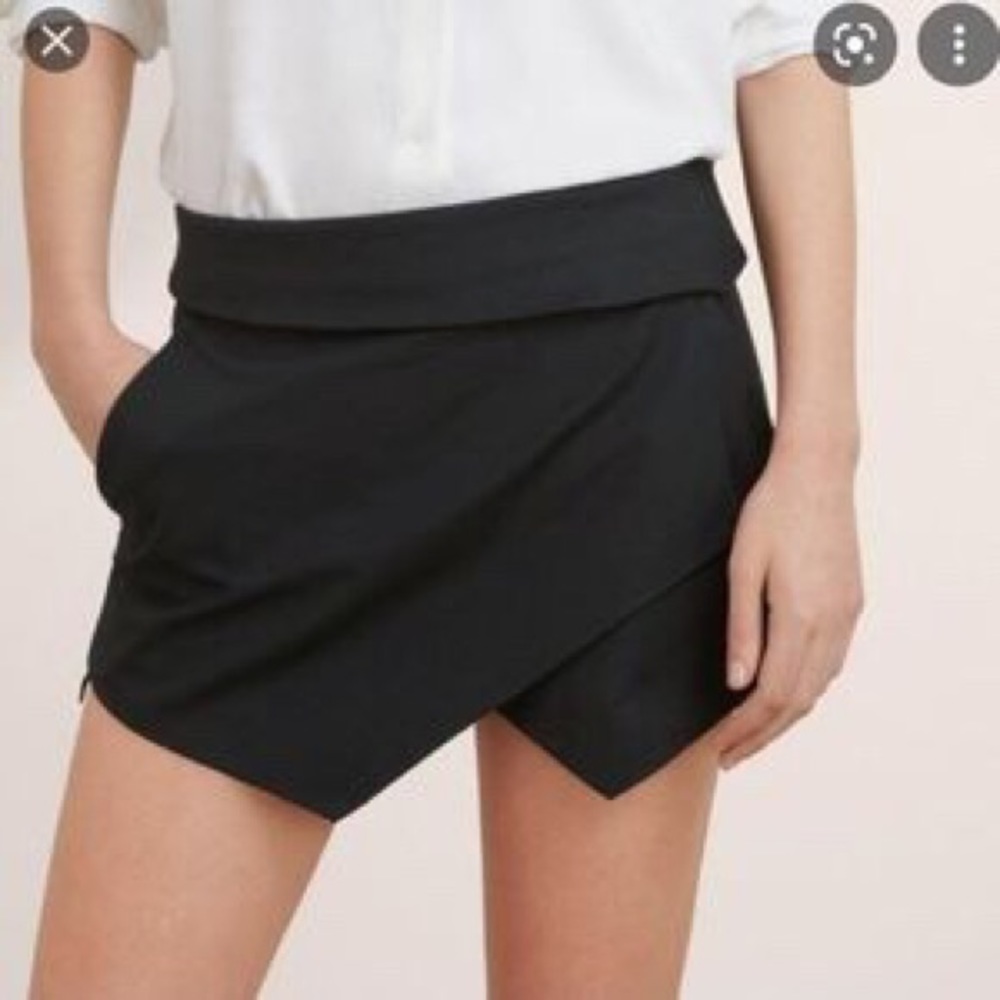 aritzia Talula beeklee skort gray size 4